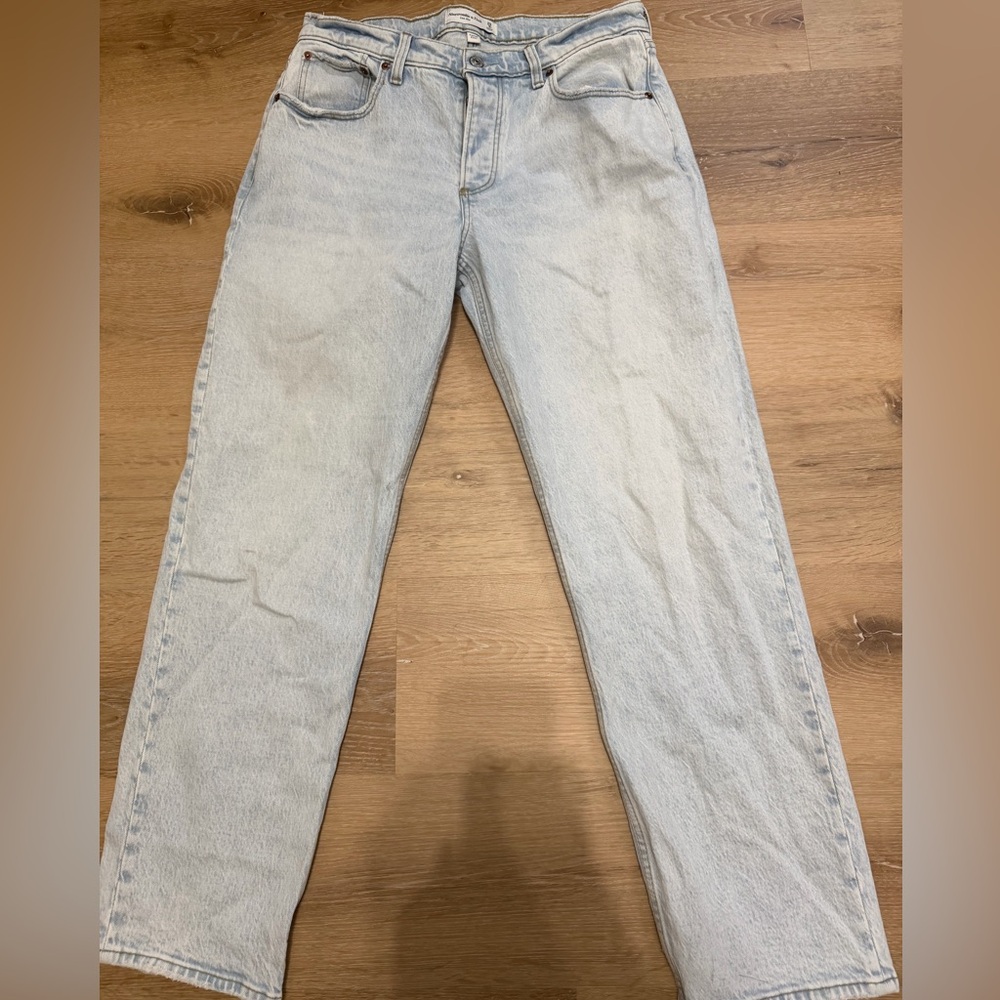 5/$12💕 Abercrombie & Fitch Light Gray Women's Straight Jeans